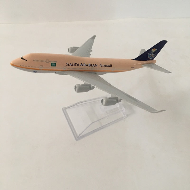 Saudi Arabian Airlines Boeing 747 Aircraft Metal 1:400 Collectible Replicas