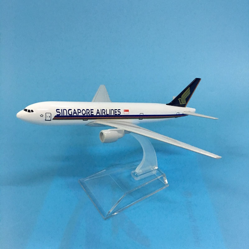 Singapore Airlines Boeing 777 and Airbus A380 Aircrafts Metal 1:400 Collectible Replicas