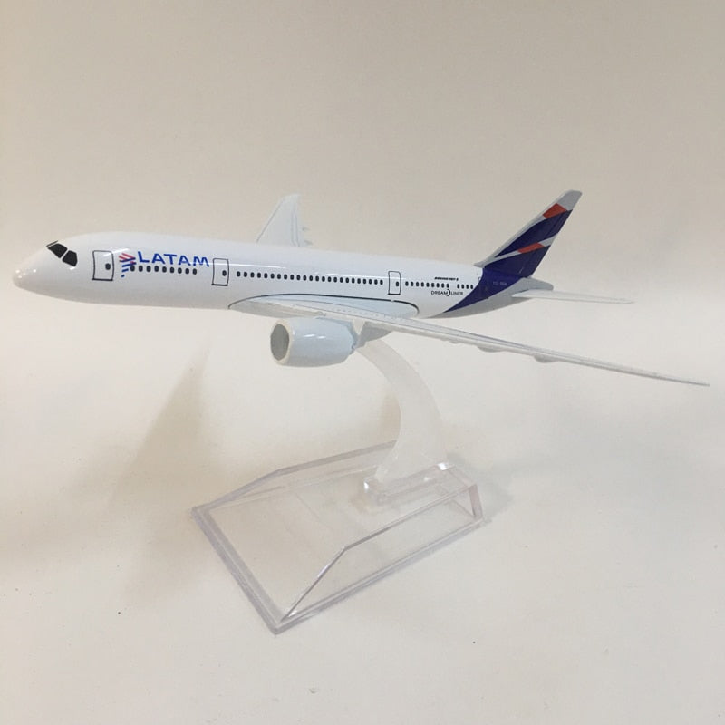 Latam Airlines Boeing 787 Aircraft Metal 1:400 Collectible Replicas