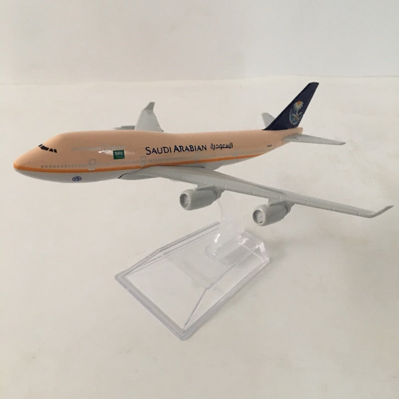 Saudi Arabian Airlines Boeing 747 Aircraft Metal 1:400 Collectible Replicas