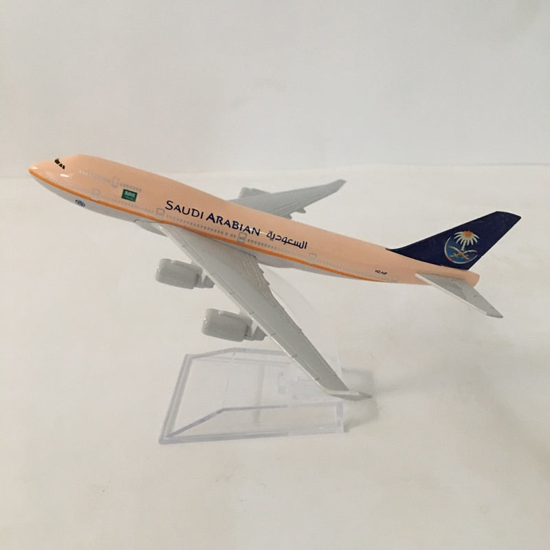 Saudi Arabian Airlines Boeing 747 Aircraft Metal 1:400 Collectible Replicas