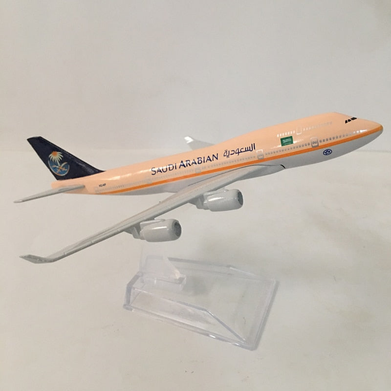 Saudi Arabian Airlines Boeing 747 Aircraft Metal 1:400 Collectible Replicas