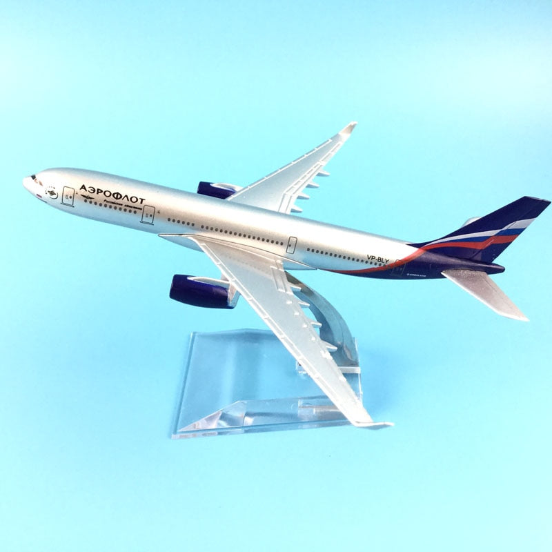 Aeroflot Airlines Airbus A330 Aircraft Metal 1:400 Collectible Replicas