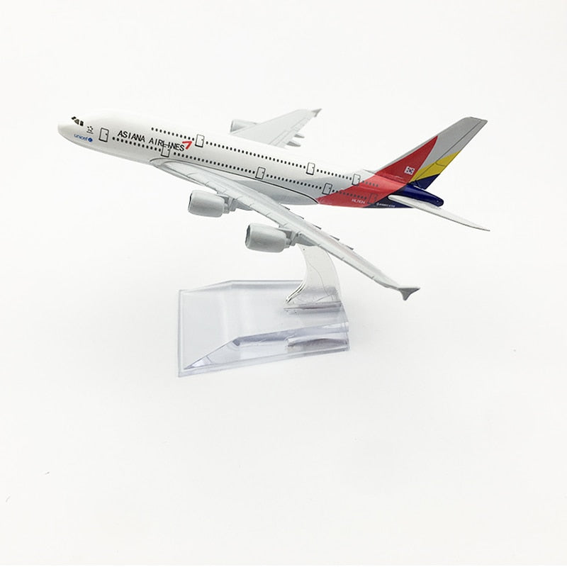 Asiana Airlines Airbus A380 Aircraft Metal 1:400 Collectible Replicas