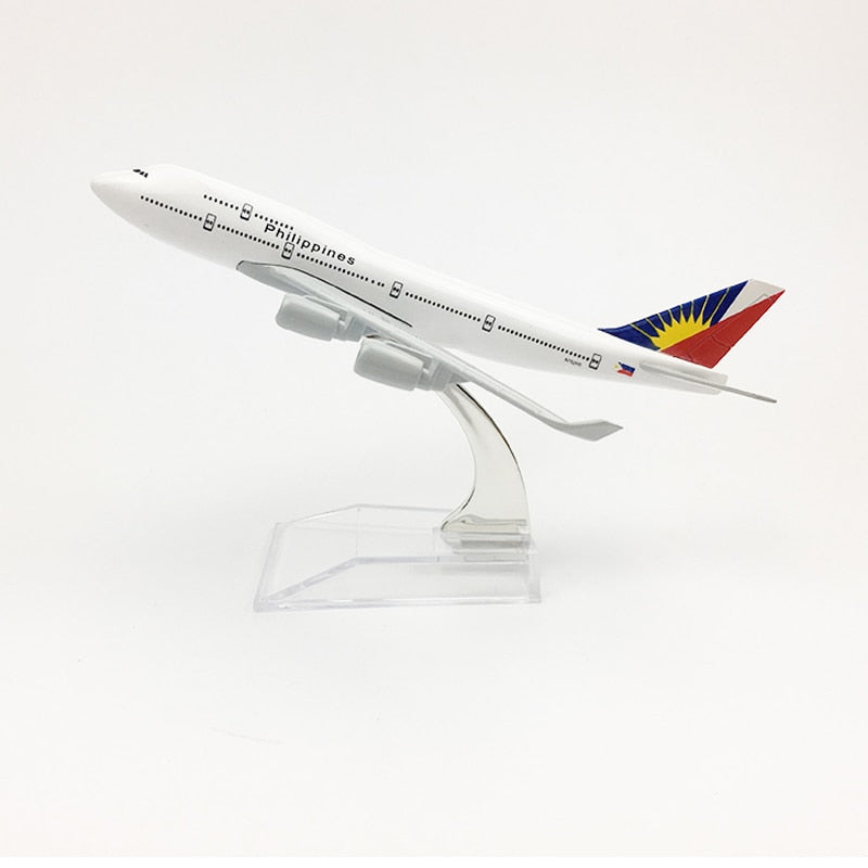 Philippines Airlines Boeing 747 Aircraft Metal 1:400 Collectible Replicas