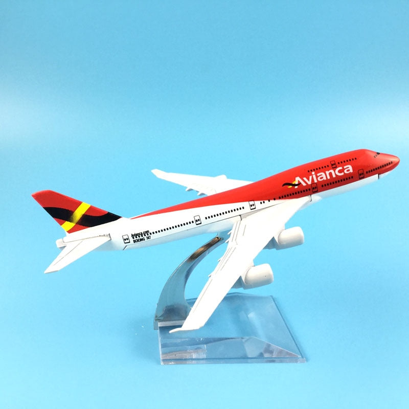 Avianca Colombia Boeing 747 Aircraft Metal 1:400 Collectible Replicas