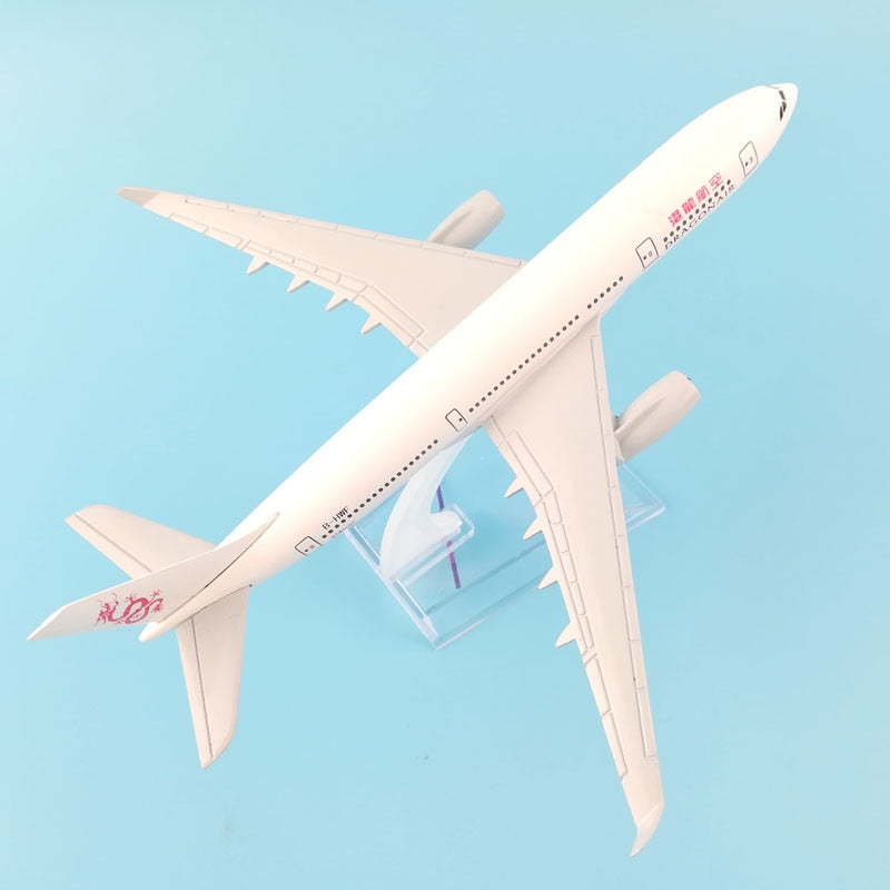 Hong Kong Dragonair Airbus A330 Aircraft Metal 1:400 Collectible Replicas