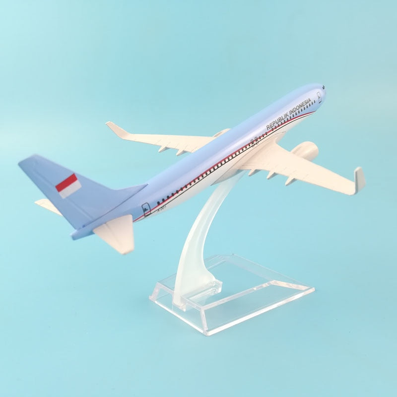 Republik Indonesia Airlines Boeing 737 Aircraft Metal 1:400 Collectible Replicas