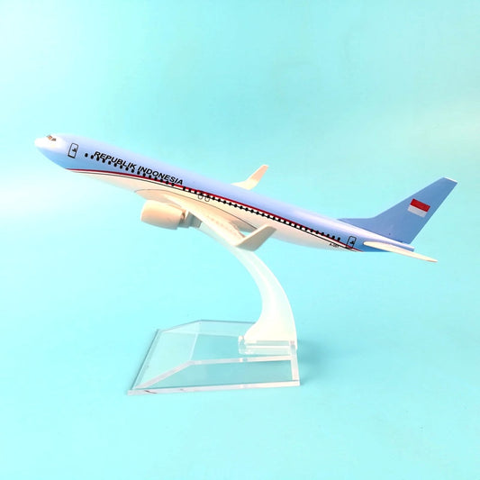 Republik Indonesia Airlines Boeing 737 Aircraft Metal 1:400 Collectible Replicas