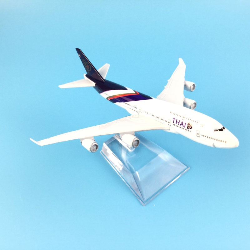 Thai Airways Boeing 747 Aircraft Metal 1:400 Collectible Replicas