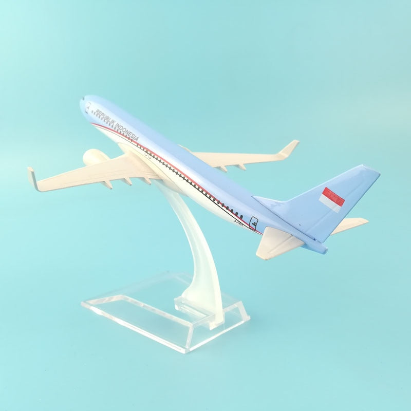 Republik Indonesia Airlines Boeing 737 Aircraft Metal 1:400 Collectible Replicas