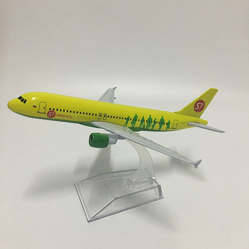 S7 Airlines Airbus A320 Aircraft Metal 1:400 Collectible Replicas