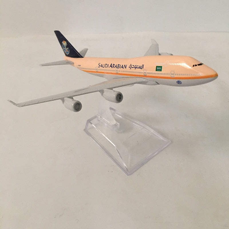 Saudi Arabian Airlines Boeing 747 Aircraft Metal 1:400 Collectible Replicas